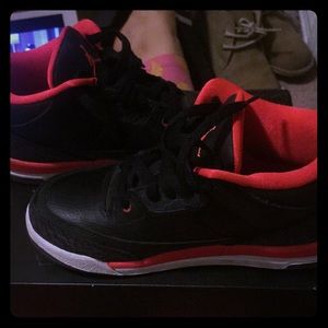 Air Jordan III retro crimson
